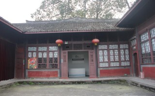 成都旅游费用：2026自由行预算、跟团报价与省钱方法