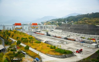 四日游，世纪传奇号 重庆至宜昌4天3晚下水游轮行程，长江三峡旅游团