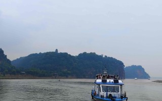 成都旅游乐山大佛：2026最新登山游船攻略+美食避坑