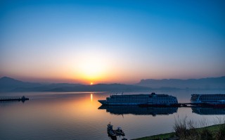 四日游，世纪凯歌号游轮重庆到宜昌4天3晚游，长江三峡旅游团