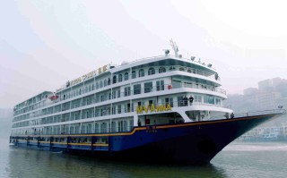 四日游，美维凯娜号游轮重庆至宜昌4天3晚游，长江三峡旅游团