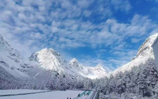 毕棚沟旅游攻略自驾游｜成都出发自驾路线、停车接驳、理小路串联与10月彩林季提示