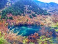 四川九寨沟是旅游区吗？5A级景区、世界遗产与保护区身份解读