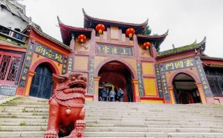 去成都旅游可以去哪玩？熊猫、火锅、雪山、古镇一次选明白