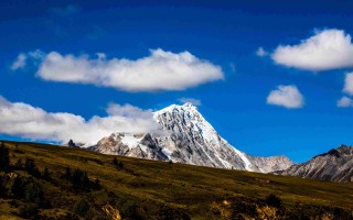  川西旅游格聂南线：解锁雪山下的极致秘境，自驾与跟团全解析