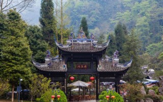 去四川成都旅游｜熊猫、美食、古镇、川西一次规划