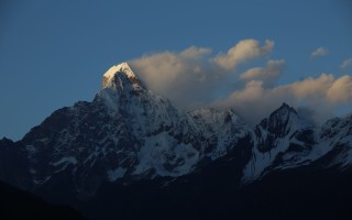 四川蜀山旅游｜把视线交给雪山：贡嘎、四姑娘山与稻城亚丁