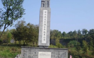 四川泸州旅游：酒城江景、古镇慢游与川南美食指南