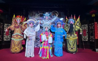 成都旅游参团怎么选｜纯玩小团、私家团、大巴团避坑指南