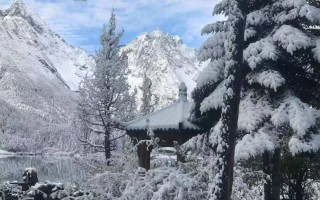 毕棚沟两日旅游｜彩林季周末方案：古尔沟温泉、四姑娘山与理小路怎么选