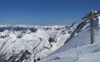 冬天四川旅游：2026-2027赏雪泡汤、亲子研学、错峰出行指南