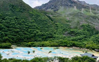 四川旅游攻略自助游：10月出行，先选路线再谈省钱