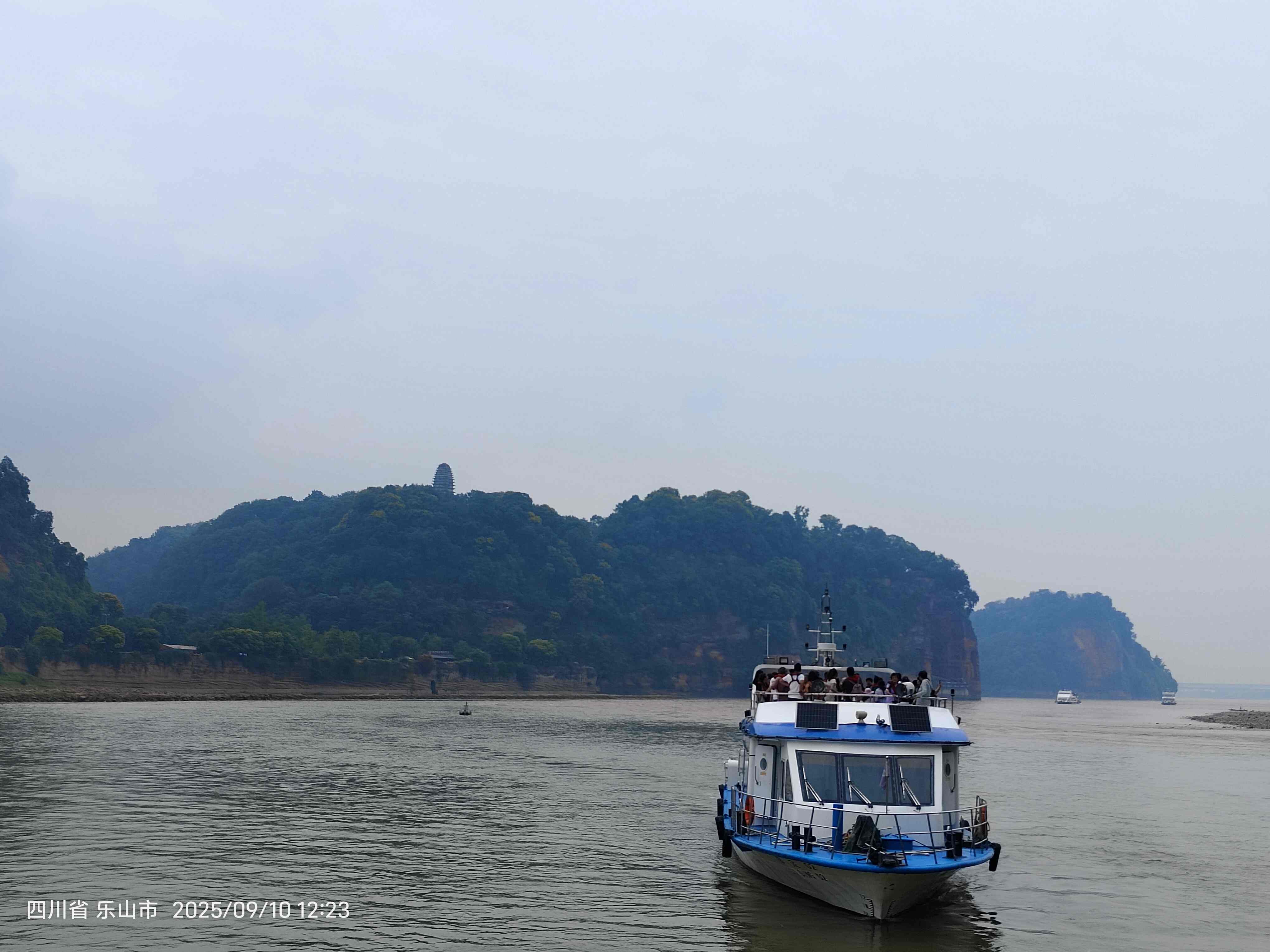一日游 乐山大佛峨眉山旅游团-第1张图片-四川省中国青年旅行社官网 四川中青旅