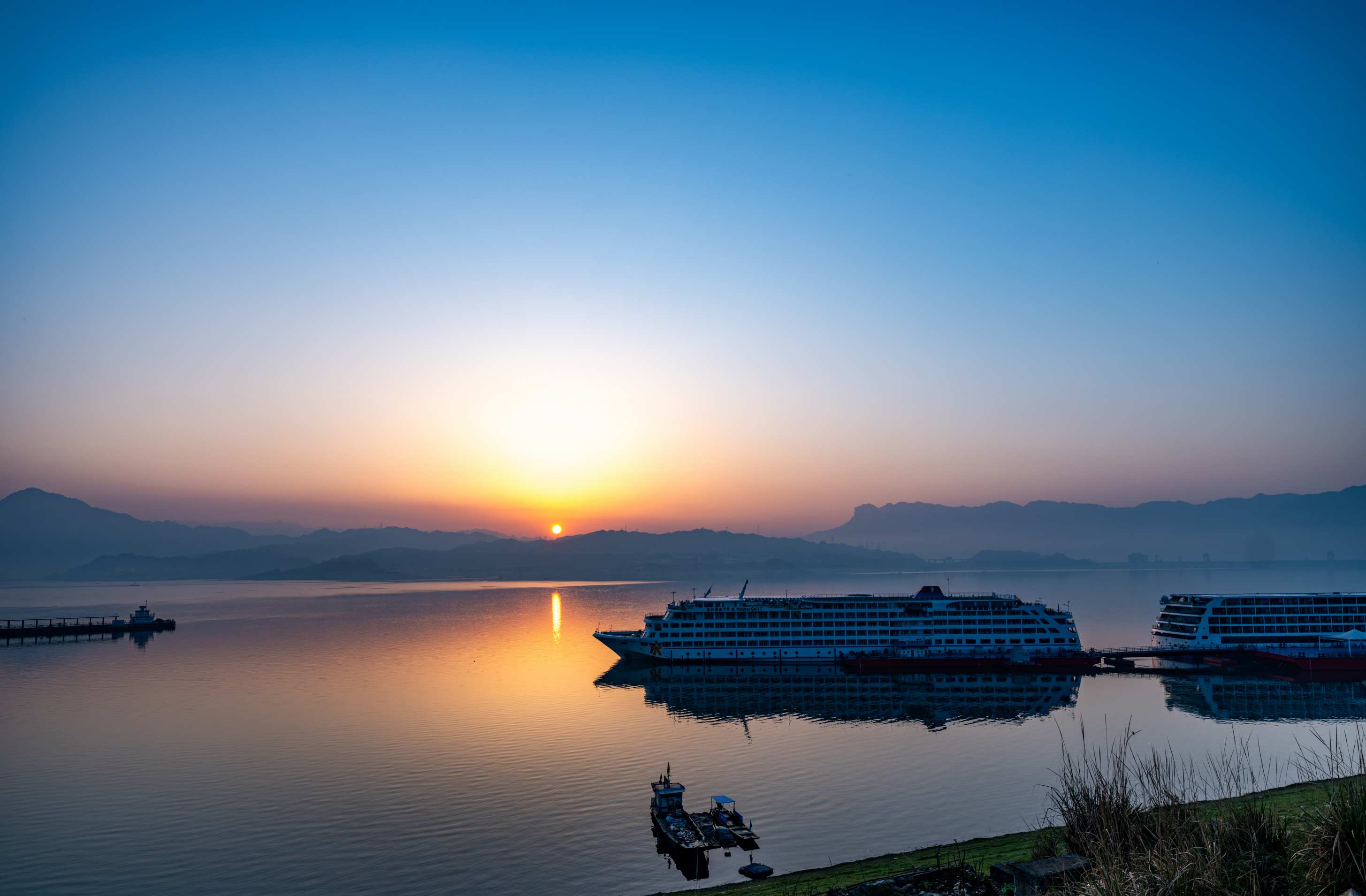 六日游,长江记忆号游轮重庆到武汉6天5晚游,长江三峡旅游团-第2张图片-四川省中国青年旅行社官网 四川中青旅 六日游,长江记忆号游轮重庆到武汉6天5晚游,长江三峡旅游团-第2张图片-四川省中国青年旅行社官网 四川中青旅