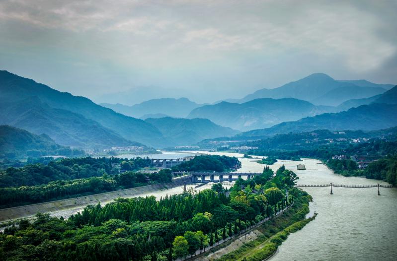 一日游,古堰梦·懒人拜水半日游:晚出发松弛游·都江堰+梦回青城主题乐园·2+1头等舱-第1张图片-四川省中国青年旅行社官网 四川中青旅 一日游,古堰梦·懒人拜水半日游:晚出发松弛游·都江堰+梦回青城主题乐园·2+1头等舱-第1张图片-四川省中国青年旅行社官网 四川中青旅