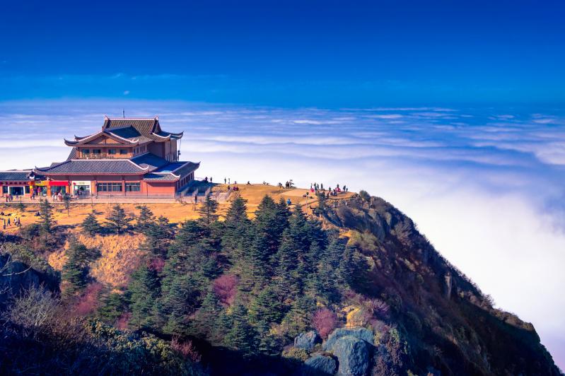 峨眉山山脚红叶:不登顶也能遇见的秋日温柔-第2张图片-四川省中国青年旅行社官网 四川中青旅 峨眉山山脚红叶:不登顶也能遇见的秋日温柔-第2张图片-四川省中国青年旅行社官网 四川中青旅