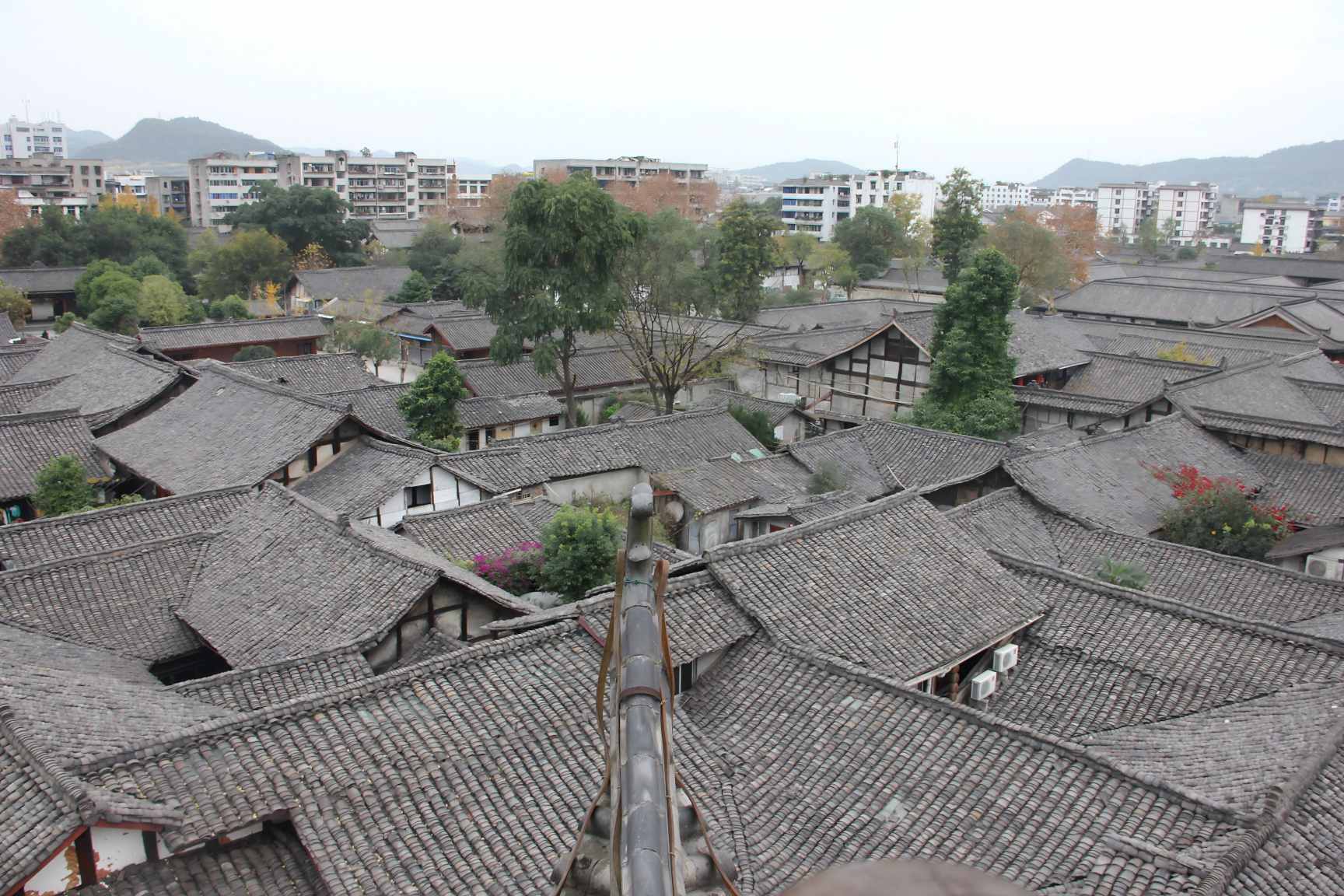 四川阆中古城旅游攻略:2天1夜三国科举古城、汉服夜游与国庆出行指南-第2张图片-四川省中国青年旅行社官网 四川中青旅 四川阆中古城旅游攻略:2天1夜三国科举古城、汉服夜游与国庆出行指南-第2张图片-四川省中国青年旅行社官网 四川中青旅