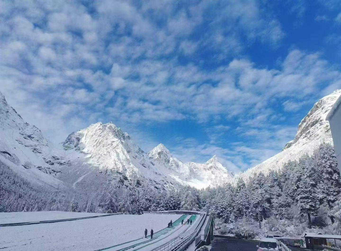 毕棚沟旅游费用|雪景实拍图片、冬季预算清单与省钱建议-第2张图片-四川省中国青年旅行社官网 四川中青旅 毕棚沟旅游费用|雪景实拍图片、冬季预算清单与省钱建议-第2张图片-四川省中国青年旅行社官网 四川中青旅
