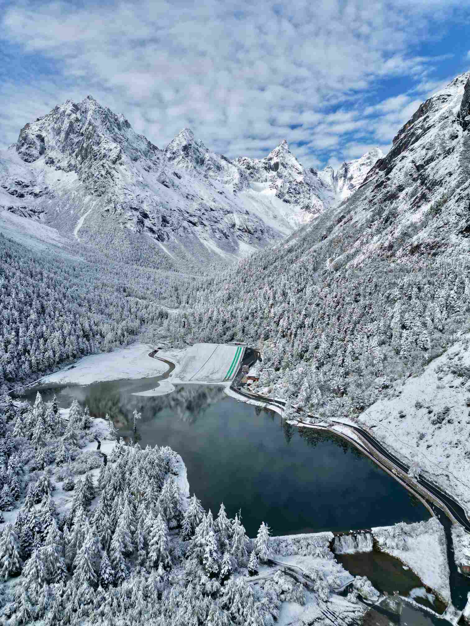 毕棚沟旅游团购｜门票套票、直通车、温泉套餐与跟团团购方案-第2张图片-四川省中国青年旅行社官网 四川中青旅
