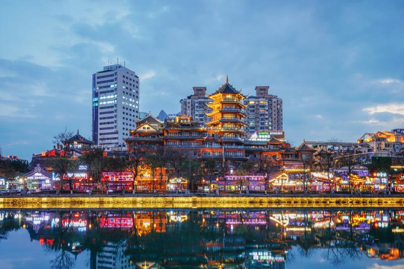 四川成都旅游攻略自由行:从抵达、住宿到市区与周边,一次规划好-第1张图片-四川省中国青年旅行社官网 四川中青旅 四川成都旅游攻略自由行:从抵达、住宿到市区与周边,一次规划好-第1张图片-四川省中国青年旅行社官网 四川中青旅